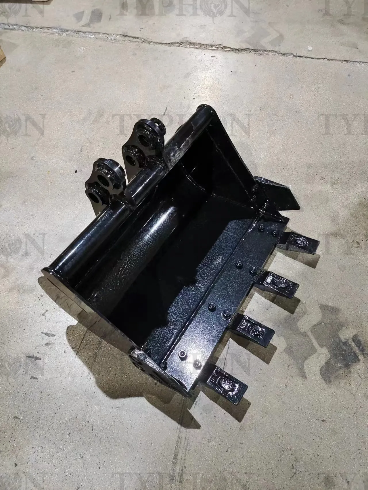 2-3.5-Ton-Mini-Excavator-Attachment-600mm.webp