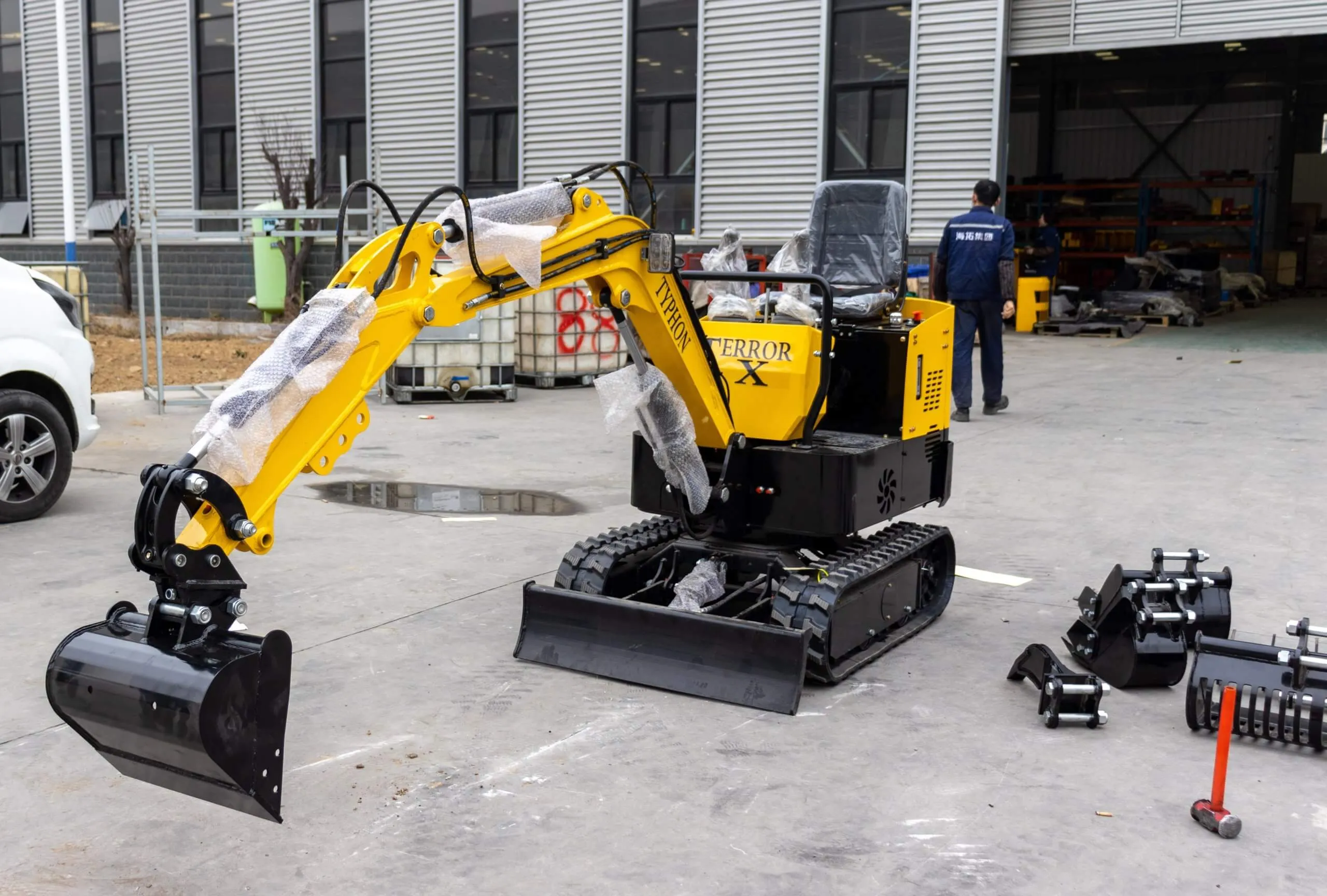 500mm Plain Mud Bucket Attachment for TYPHON Mini Excavators USA