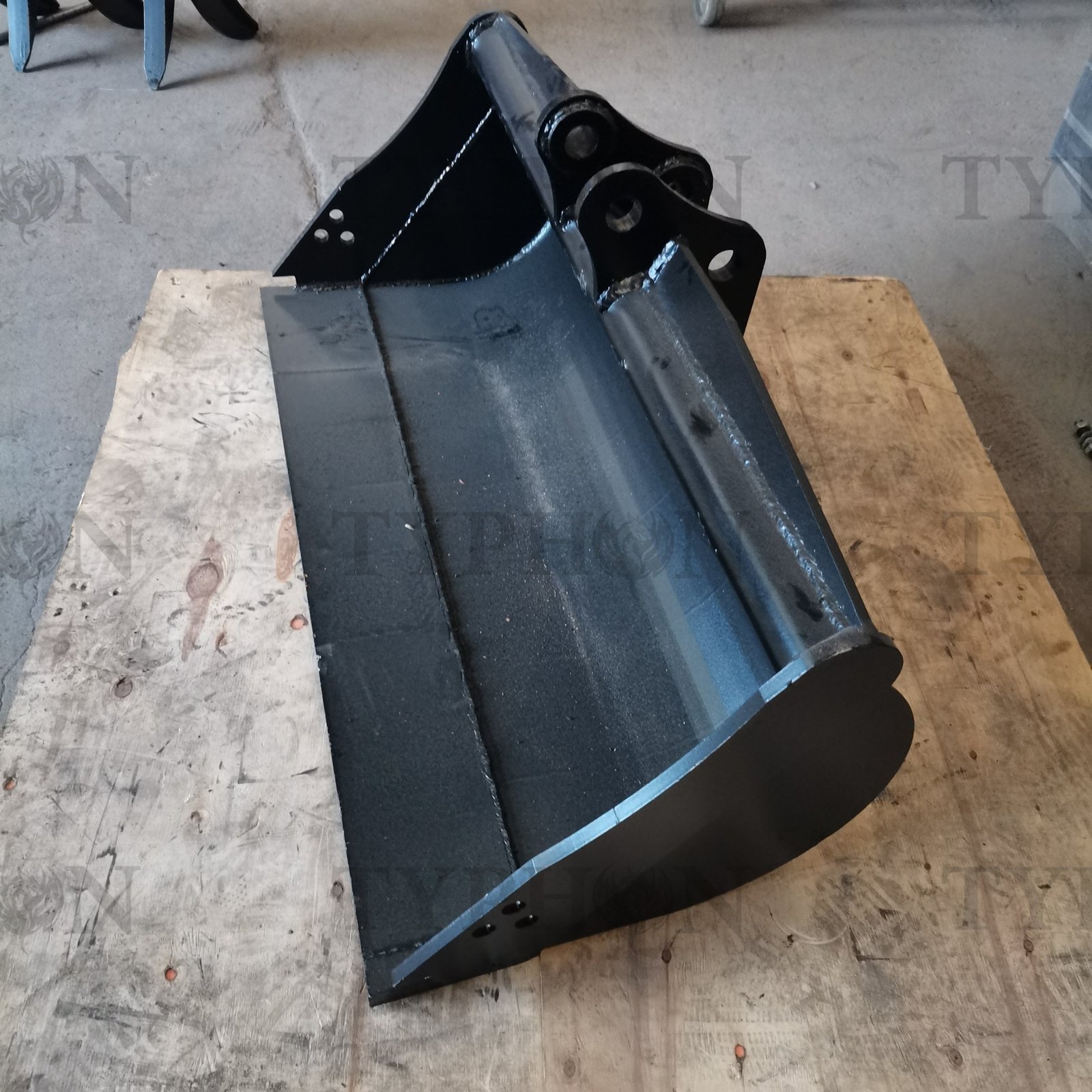 Excavator Attachment Tilt Bucket 47" Hydraulic Tilting Bucket 1200mm Heavy Duty For TERROR X2 PRO