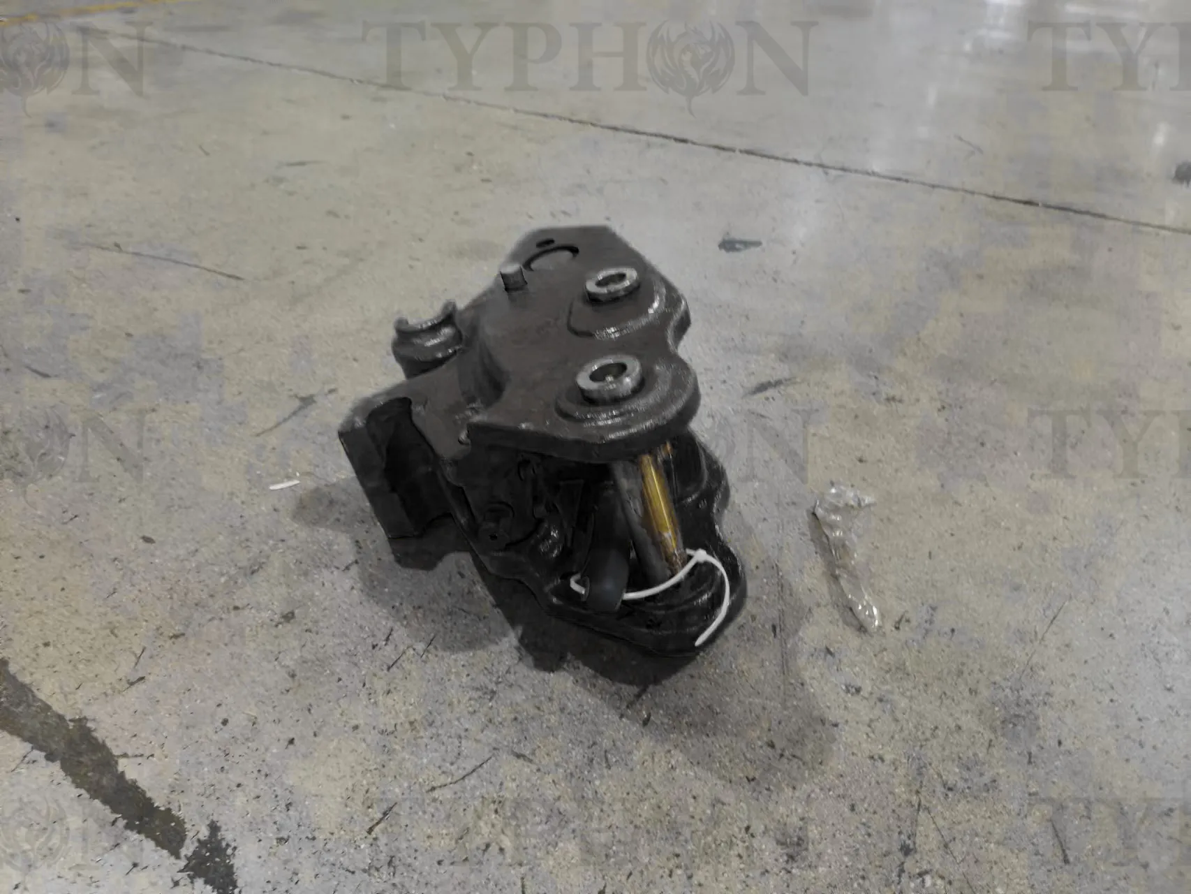 TYPHON 2.5 Ton Mini Excavator Attachment Mechanical Quick Hitch Quick Coupler For TERROR X2 PRO