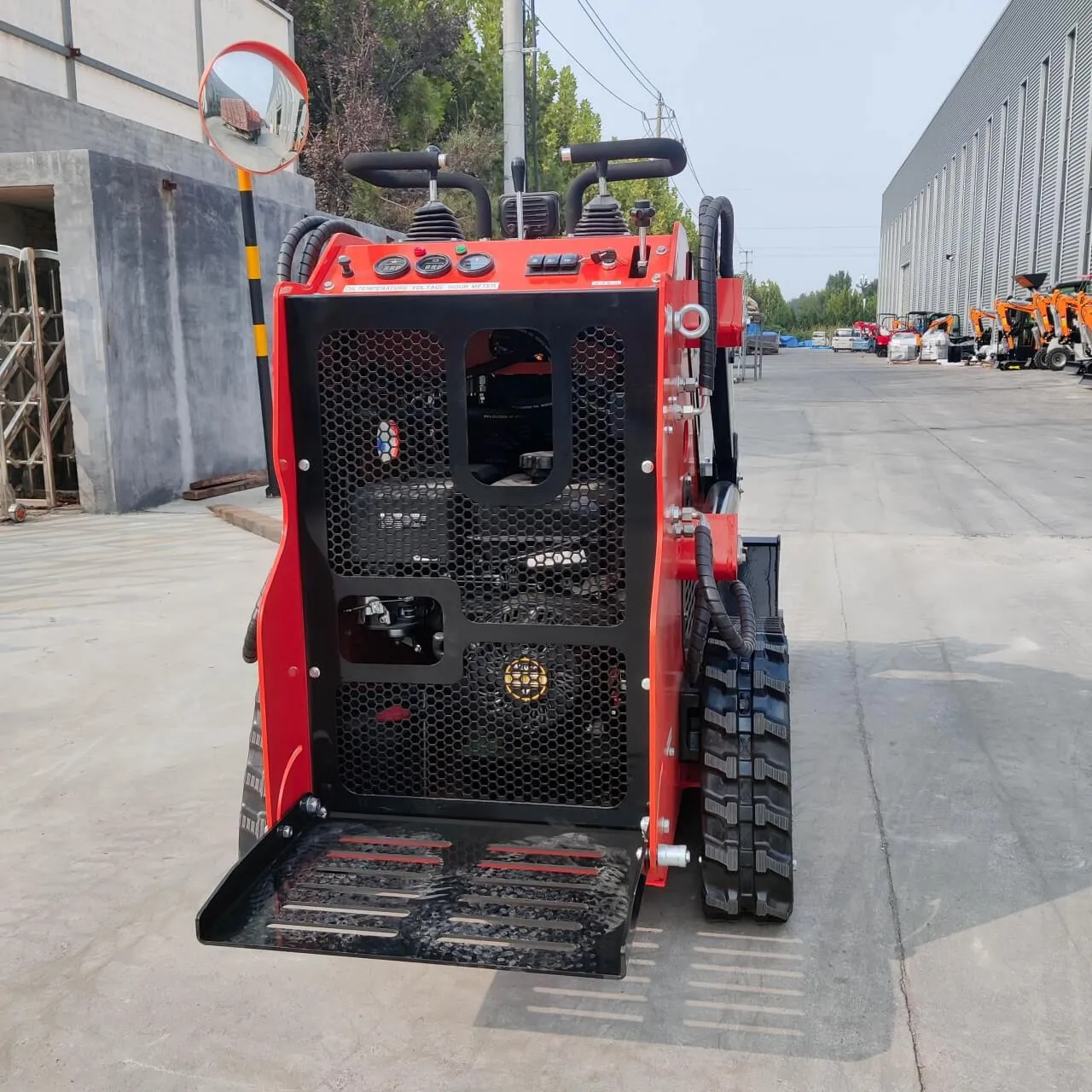 Brand New TYPHON STOMP 507 1,760lbs Mini Skid Steer 13.5hp Gas EPA Engine USA